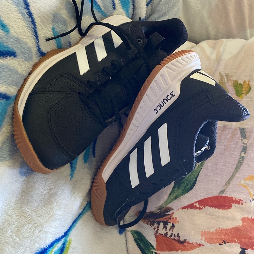 Adidas Black Leather Volleyball Shoes 7.5
